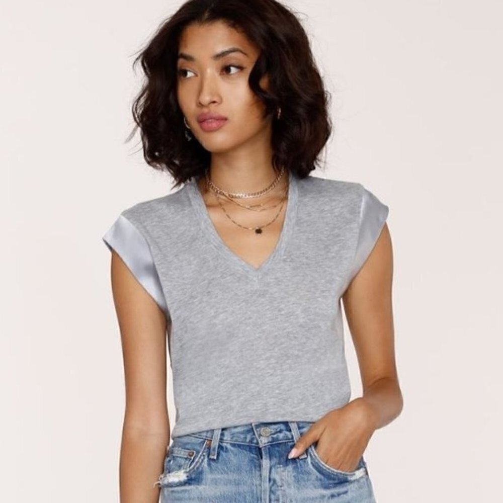 New NWT Heartloom XS Aurora Tee Grey jersey v neck